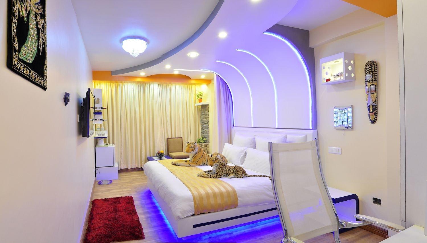 Royal Penguin Boutique Hotel & Spa Катманду Экстерьер фото