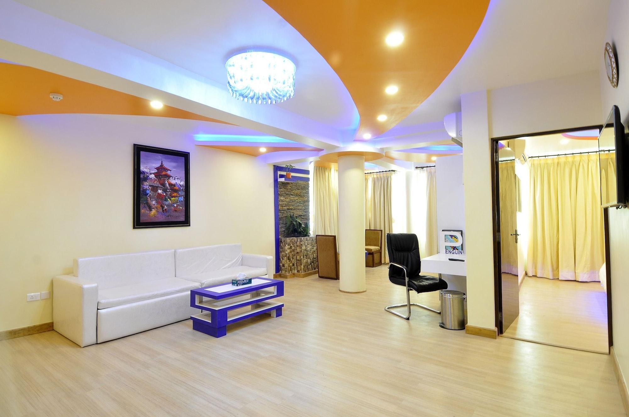 Royal Penguin Boutique Hotel & Spa Катманду Экстерьер фото