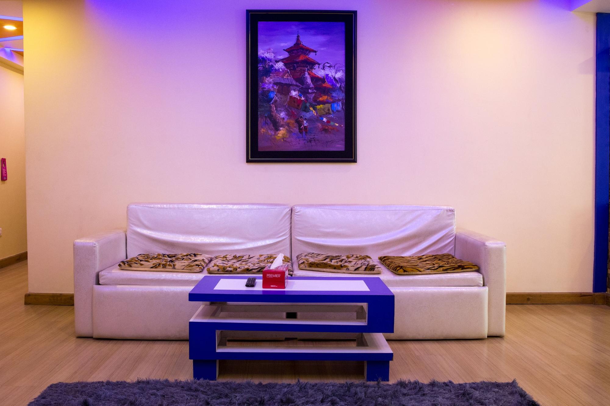 Royal Penguin Boutique Hotel & Spa Катманду Экстерьер фото